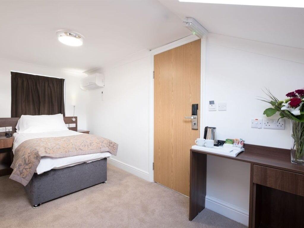 Signature Hotel London Ilford Buitenkant foto