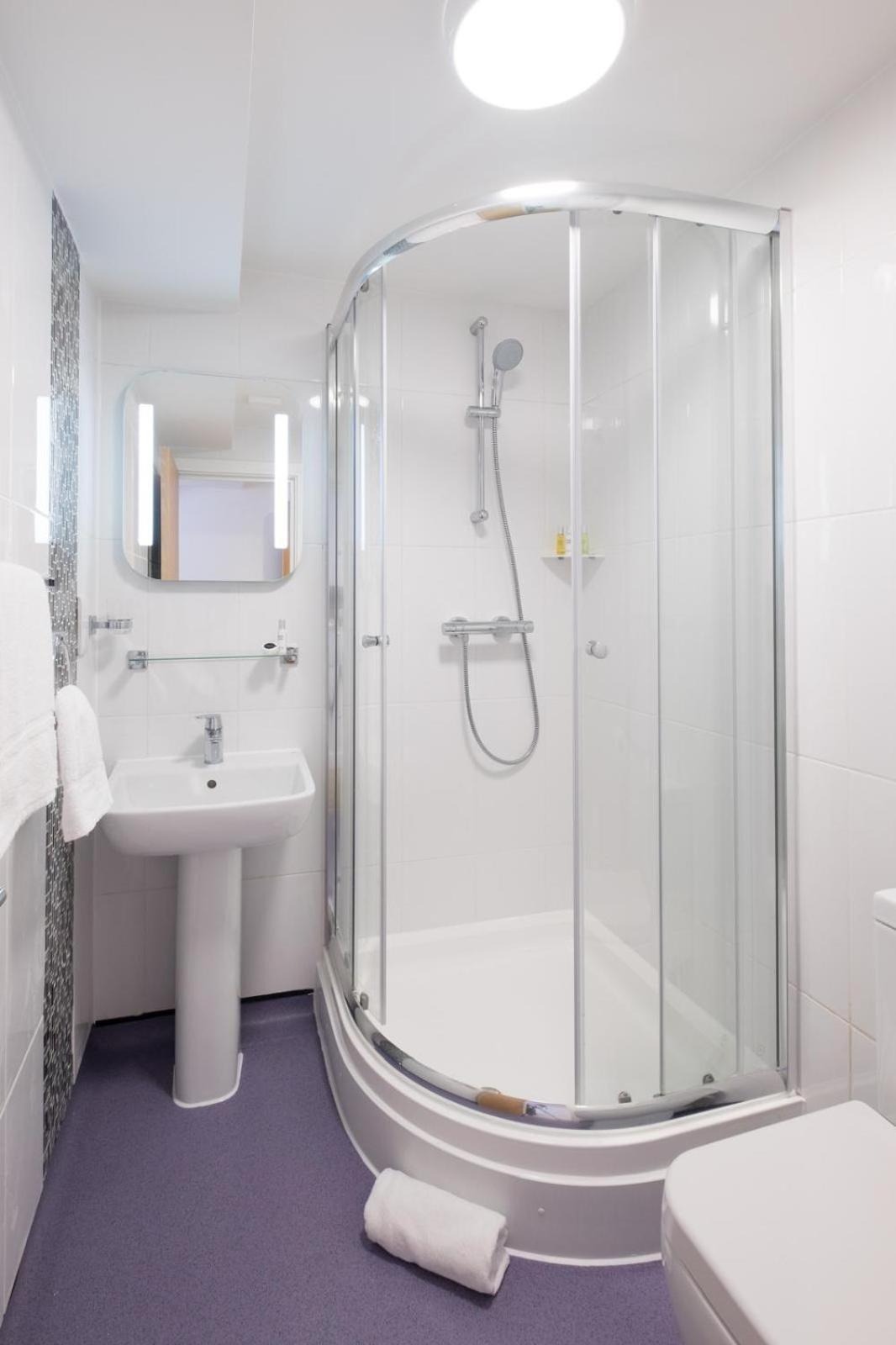 Signature Hotel London Ilford Buitenkant foto