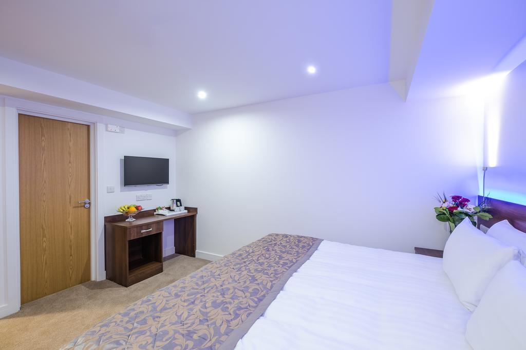 Signature Hotel London Ilford Buitenkant foto